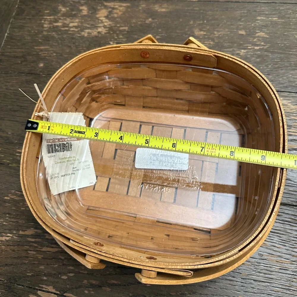 Longaberger Small Oval Muffin Basket woth Handles Tan — with Plastic Liner